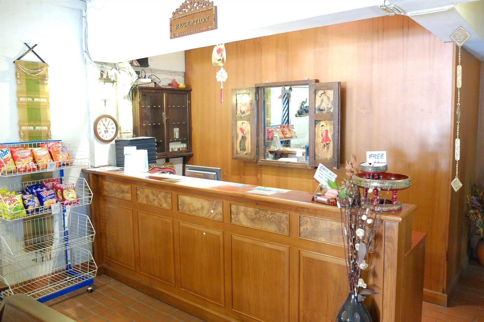Bow Chiangmai House Otel Chiang Mai Dış mekan fotoğraf
